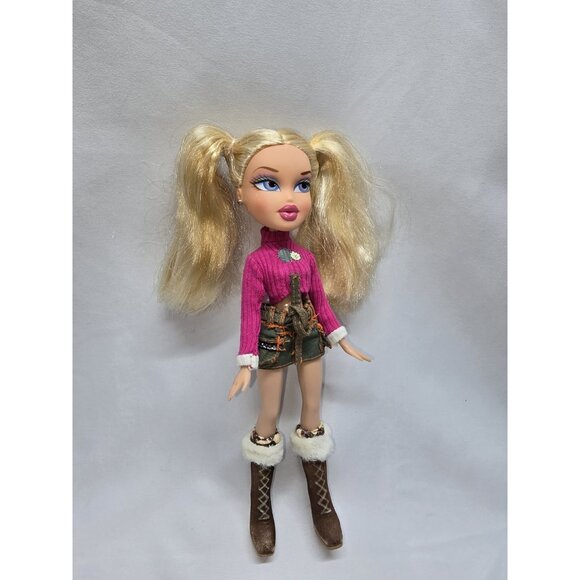 Bratz Campfire Cloe Doll 2005- Hair Cut- Read Information - Picture 2 of 16